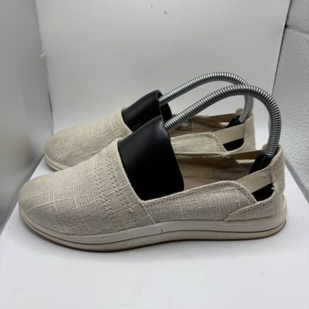 Women’s Clarks Sandals Size 6.5